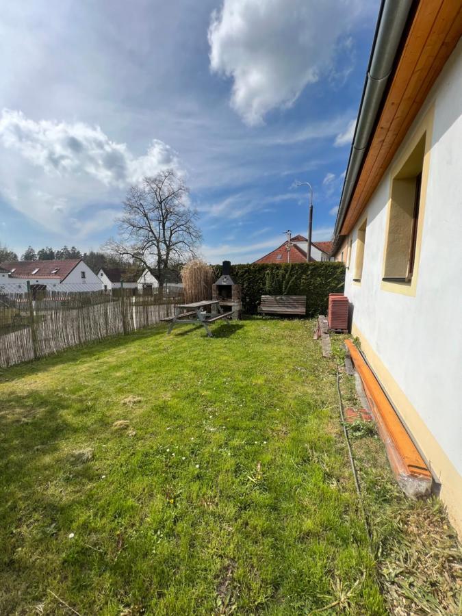 Ubytování U Tří Sluníček Staňkov Stankov  Exteriér fotografie